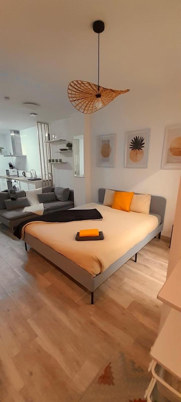 El Apartamentito De Zamarrilla Parking Gratis Incluido Malaga Exterior photo